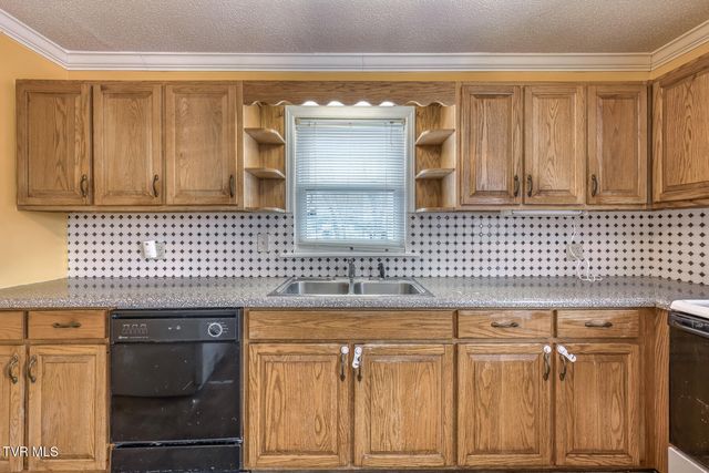 1305 Saint Louis Street, Johnson City, TN 37601