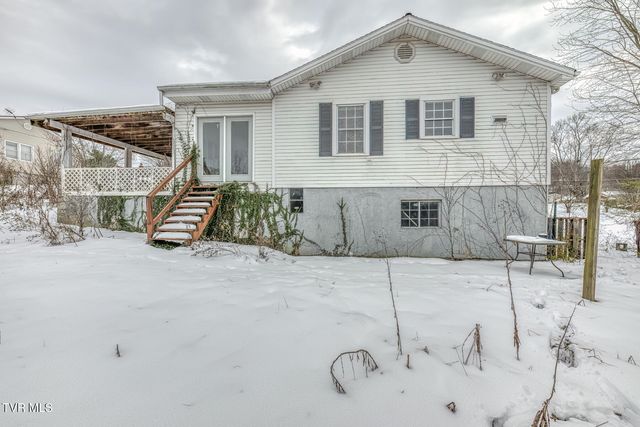 1305 Saint Louis Street, Johnson City, TN 37601