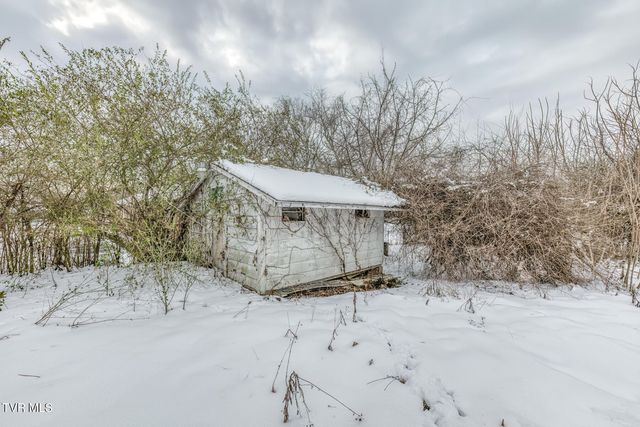 1305 Saint Louis Street, Johnson City, TN 37601