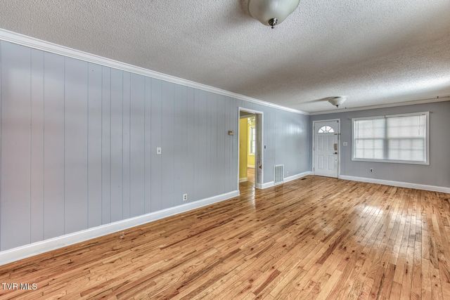 1305 Saint Louis Street, Johnson City, TN 37601