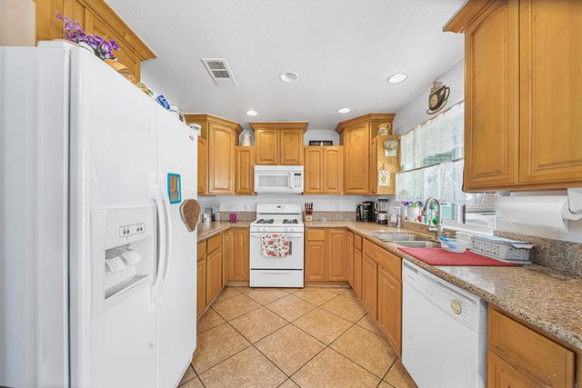 1527 N Marina Drive, Thermal, CA 92274