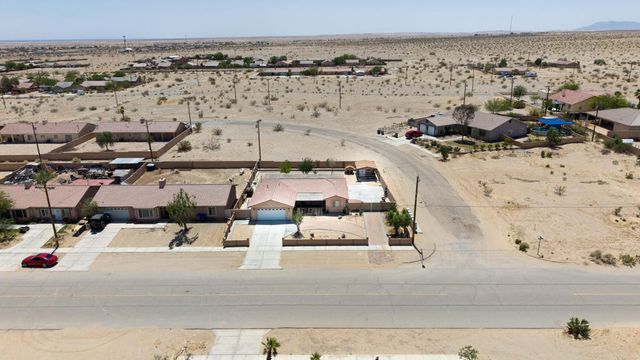 1527 N Marina Drive, Thermal, CA 92274