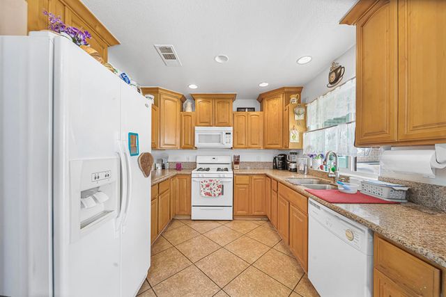 1527 N Marina Drive, Thermal, CA 92274