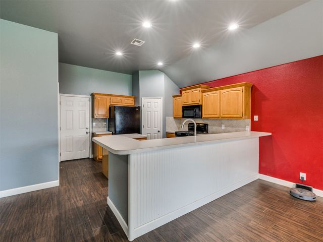 21677 E 39th Place, Broken Arrow, OK 74014
