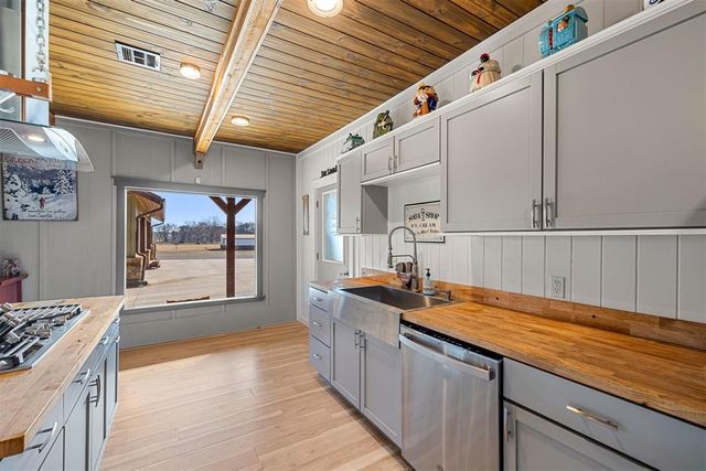7800 Slaughterville Road, Lexington, OK 73051