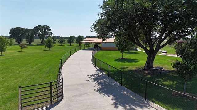 7800 Slaughterville Road, Lexington, OK 73051