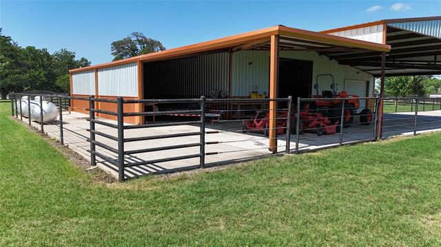 7800 Slaughterville Road, Lexington, OK 73051