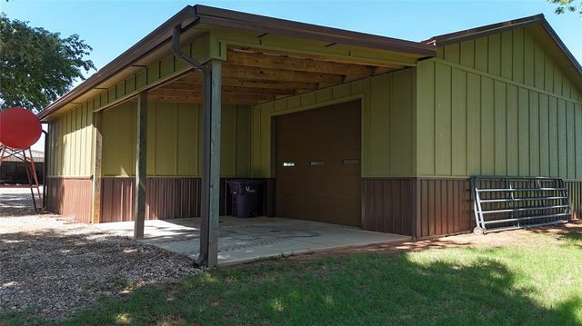 7800 Slaughterville Road, Lexington, OK 73051
