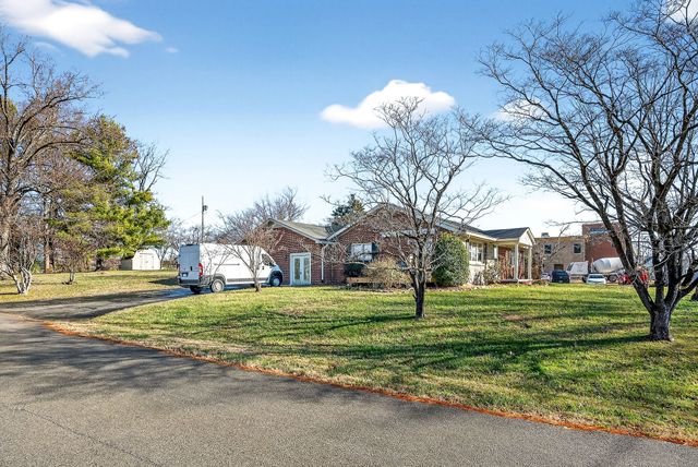 344 E 18th St, Cookeville, TN 38501