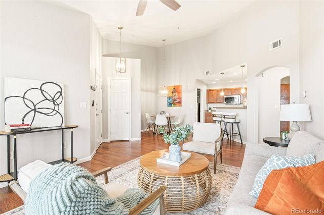 5735 N Genoa Way 306, Aurora, CO 80019