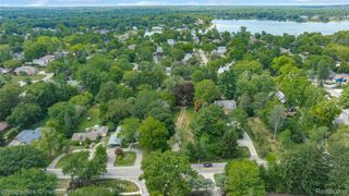 5620 Inkster Road, West Bloomfield Charter Township, MI 48323