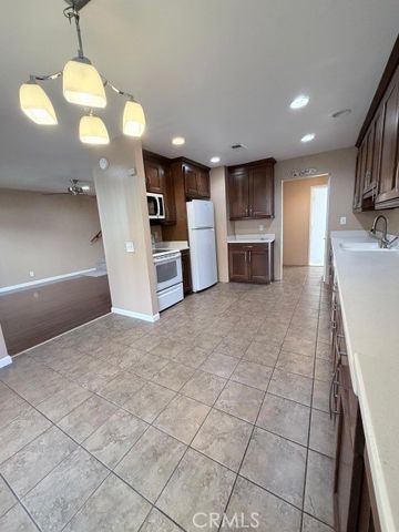 5478 East Willow Woods Lane, Anaheim, CA 92807