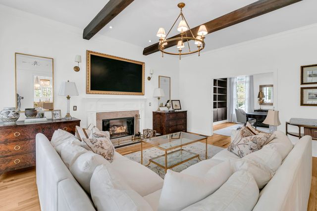 3593 Henrietta Hartford Road, Mount Pleasant, SC 29466