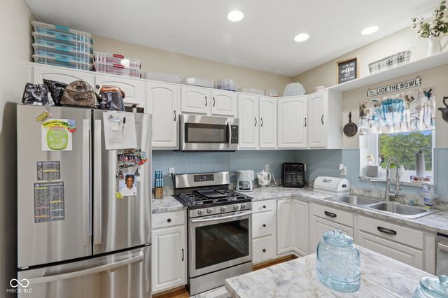 1356 N Westminster Court, Greenfield, IN 46140