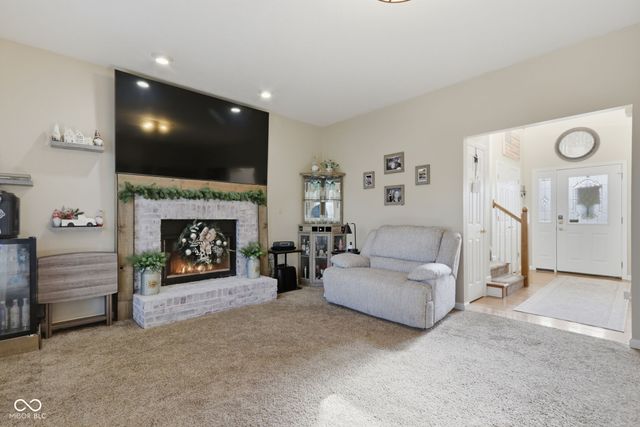 1356 N Westminster Court, Greenfield, IN 46140