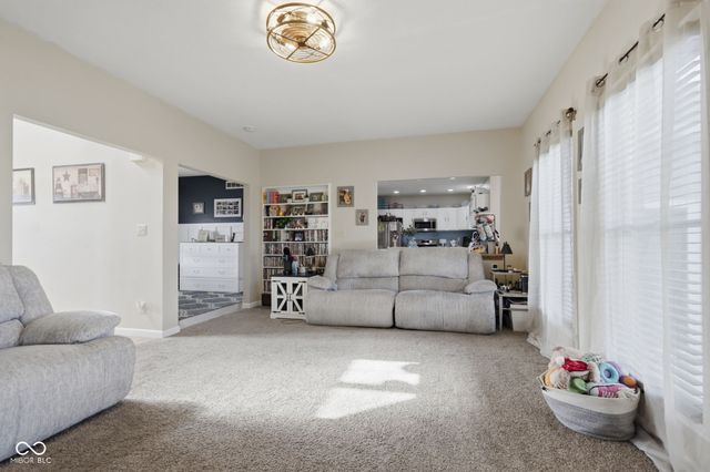 1356 N Westminster Court, Greenfield, IN 46140