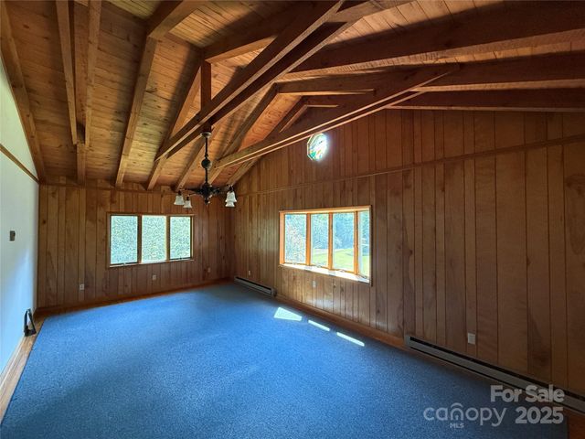 516 Averys Creek Road, Arden, NC 28704