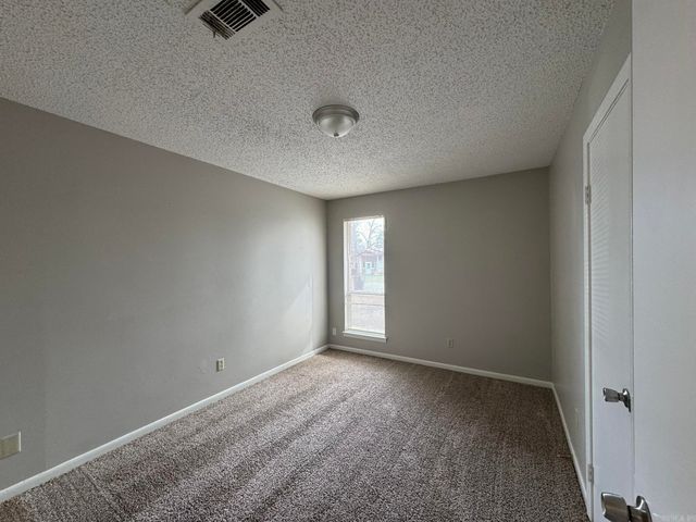 1034 Grayland Drive, Jacksonville, AR 72076