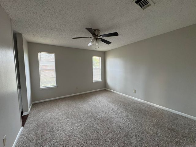 1034 Grayland Drive, Jacksonville, AR 72076