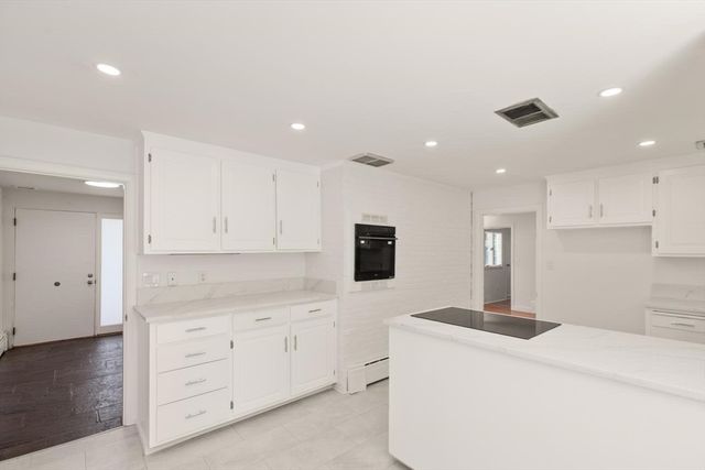 389 Porter St, Melrose, MA 02176