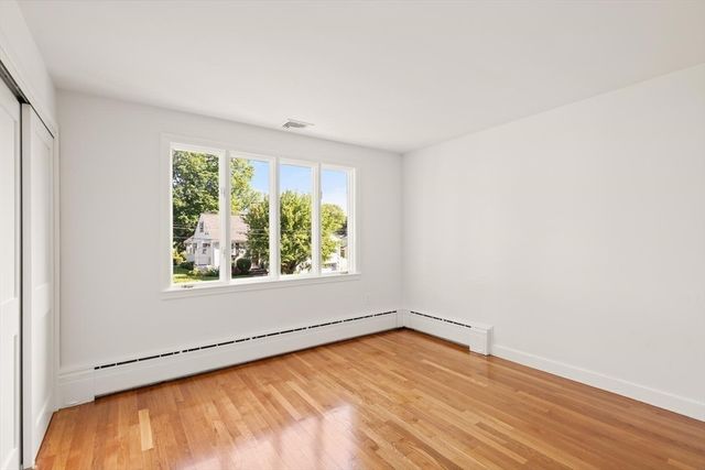 389 Porter St, Melrose, MA 02176