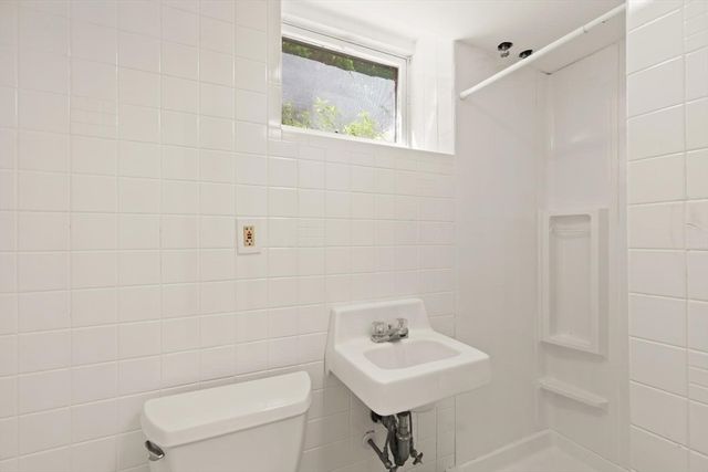 389 Porter St, Melrose, MA 02176