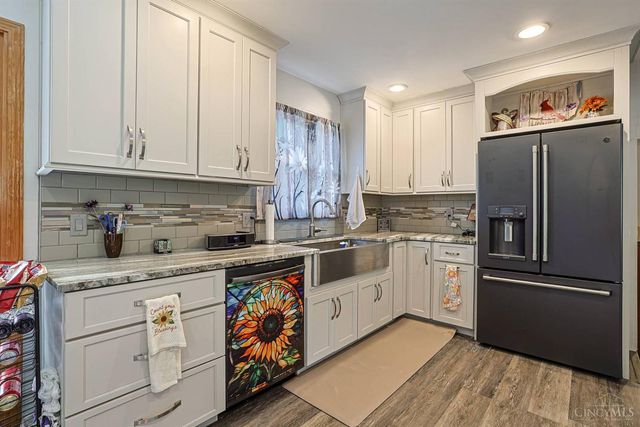 1307 Park Drive, Middletown, OH 45044