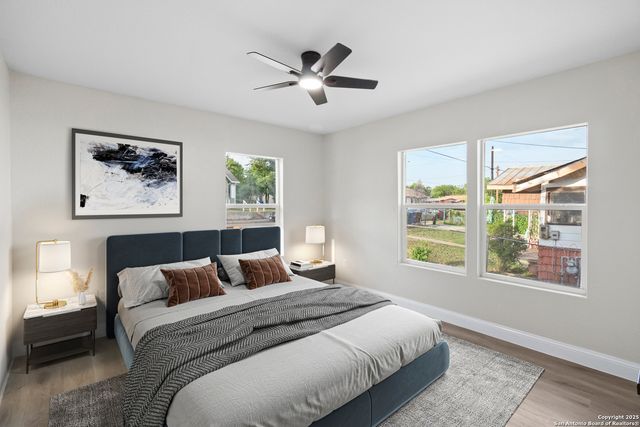 2210 Crockett, San Antonio, TX 78202