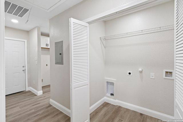 2210 Crockett, San Antonio, TX 78202