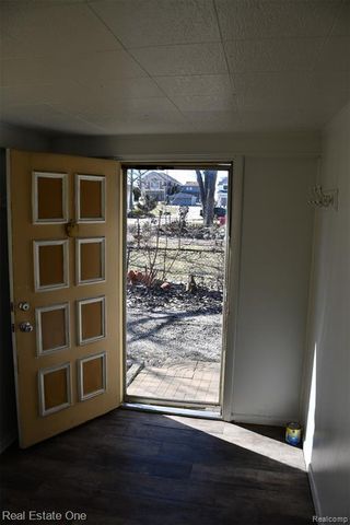 3026 Norcott Drive, Keego Harbor, MI 48320