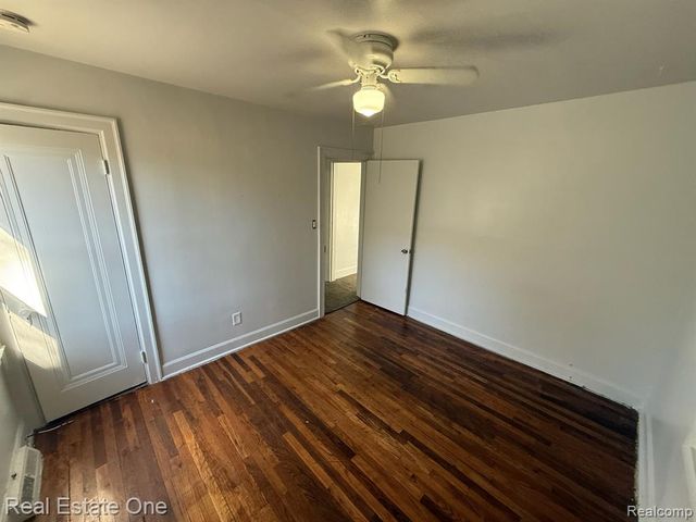 3026 Norcott Drive, Keego Harbor, MI 48320