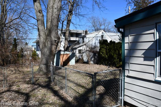 3026 Norcott Drive, Keego Harbor, MI 48320