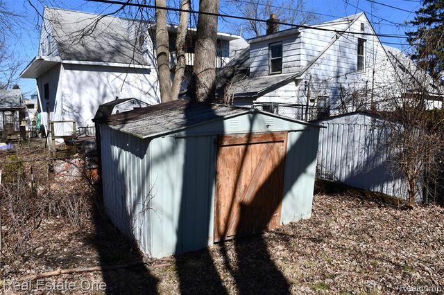 3026 Norcott Drive, Keego Harbor, MI 48320