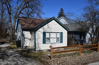 3026 Norcott Drive, Keego Harbor, MI 48320