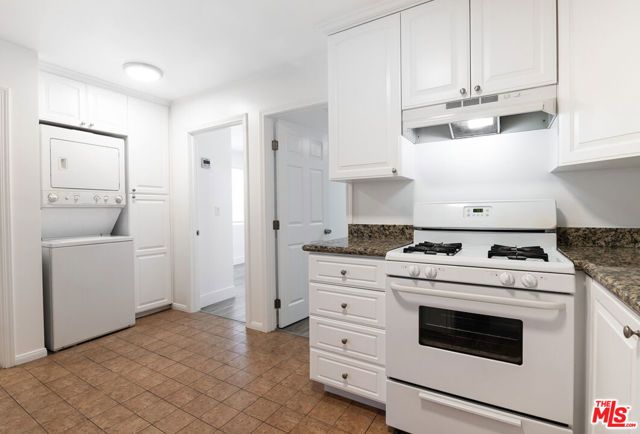 616 N Formosa Avenue, Los Angeles, CA 90036