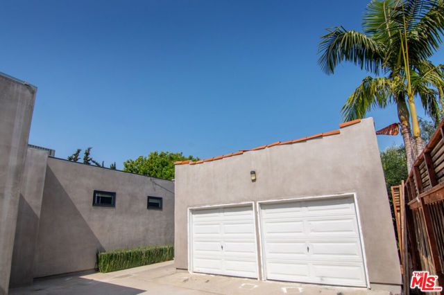 616 N Formosa Avenue, Los Angeles, CA 90036