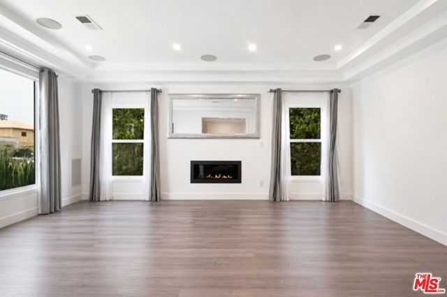 616 N Formosa Avenue, Los Angeles, CA 90036