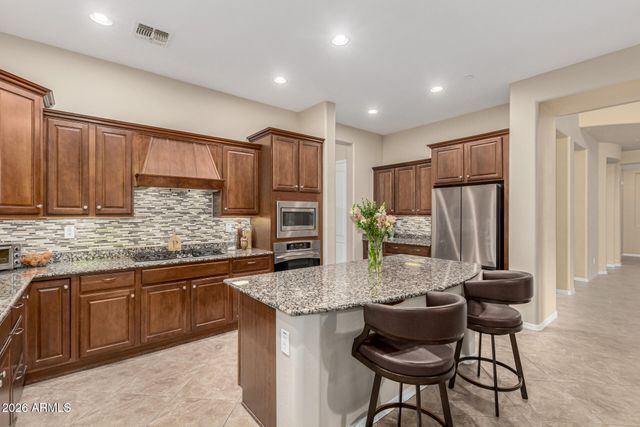 1806 W YELLOW BIRD Lane, Phoenix, AZ 85085