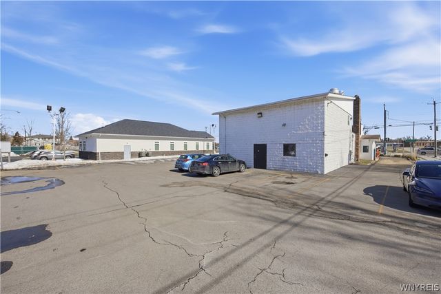 5176 Transit Road, Cheektowaga, NY 14043