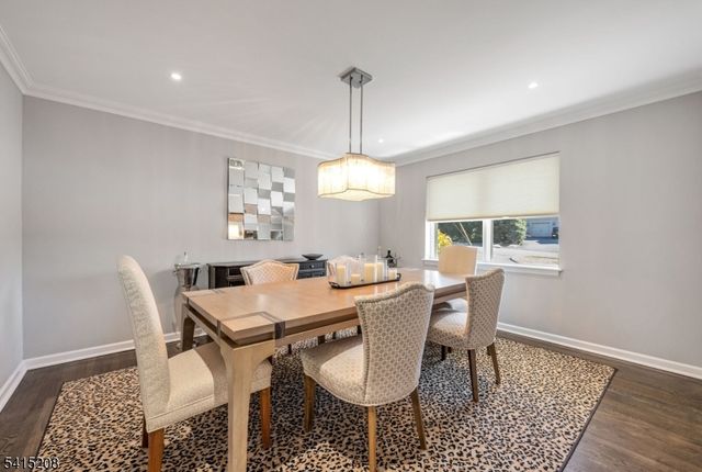 1 Morningside Dr, Livingston Twp., NJ 07039