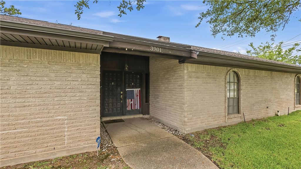 3901 Oak Bend Drive, Bryan, TX 77802 — photo 4