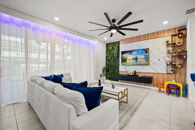 4210 LANA AVENUE, Davenport, FL 33897