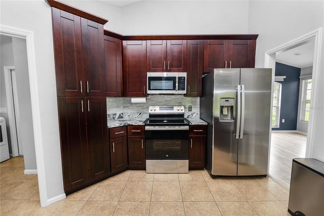 3193 OAKPARK DRIVE, Lakeland, FL 33803