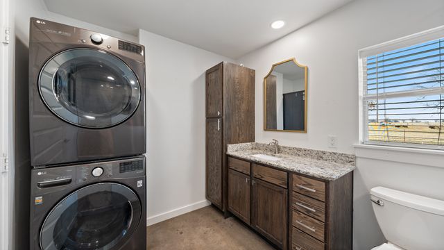 810 Vz County Road 2305, Canton, TX 75103