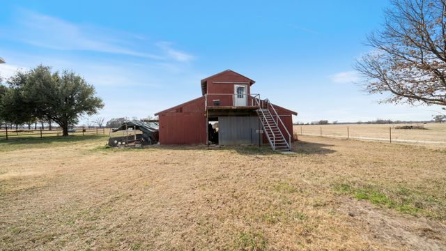 810 Vz County Road 2305, Canton, TX 75103