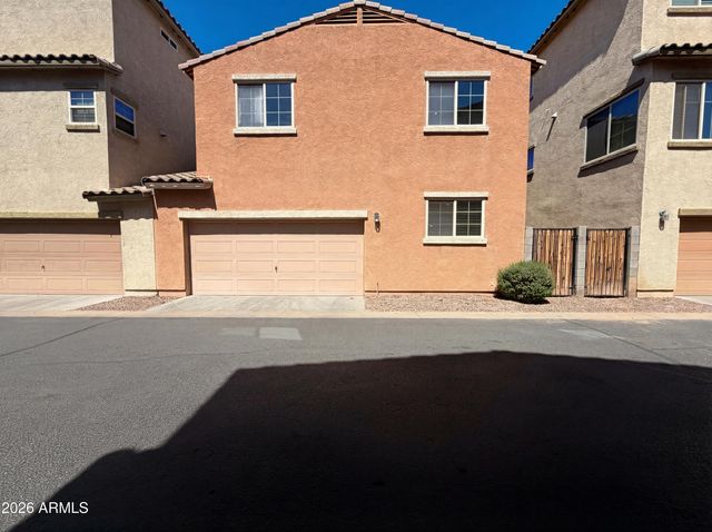 7763 W PIPESTONE Place, Phoenix, AZ 85035