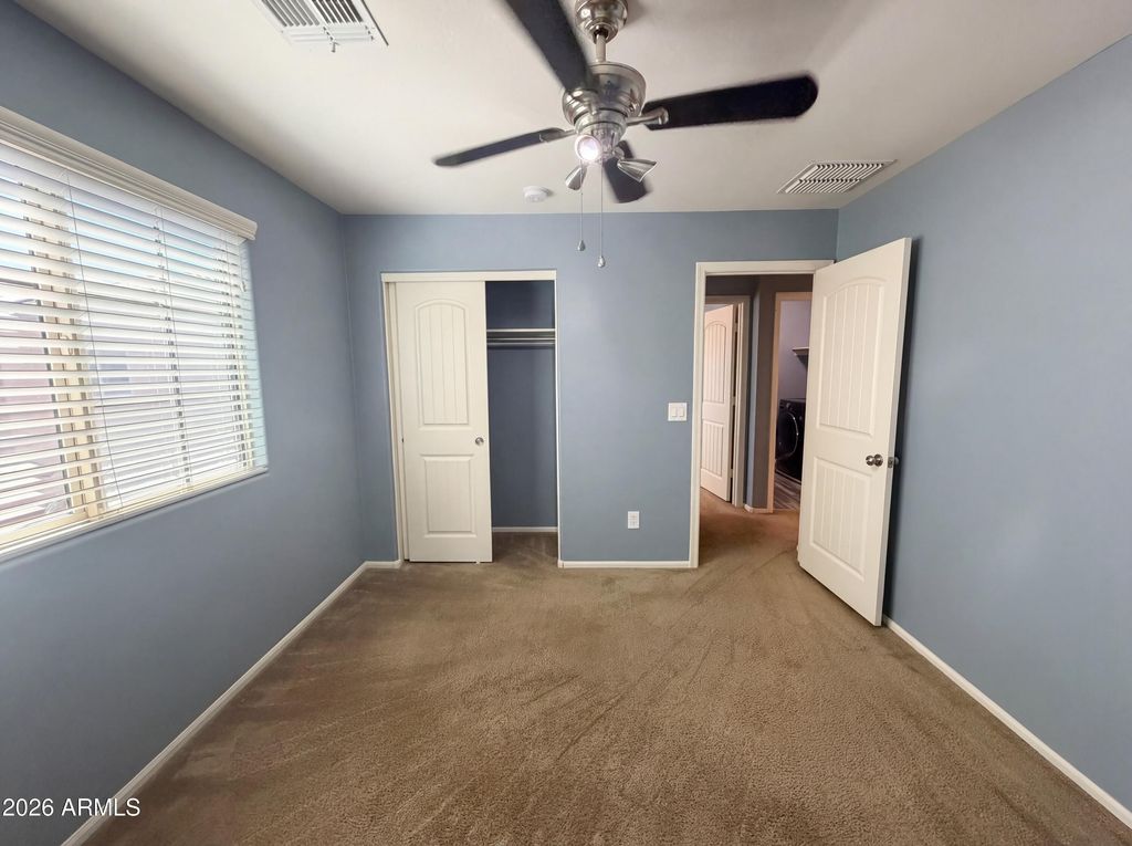 Image 22 of property listing at 7763 W PIPESTONE Place, Phoenix, AZ 85035