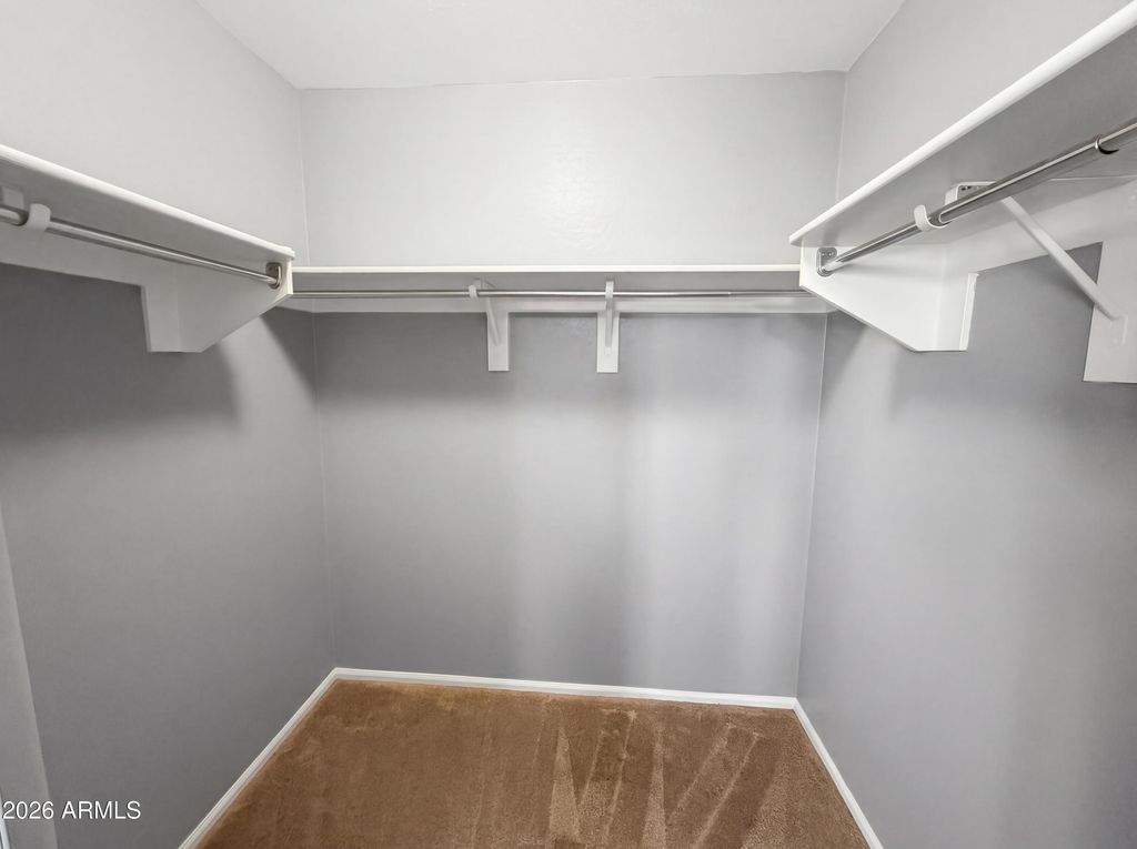 Image 25 of property listing at 7763 W PIPESTONE Place, Phoenix, AZ 85035