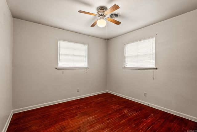900 W 51st St, North Little Rock, AR 72118