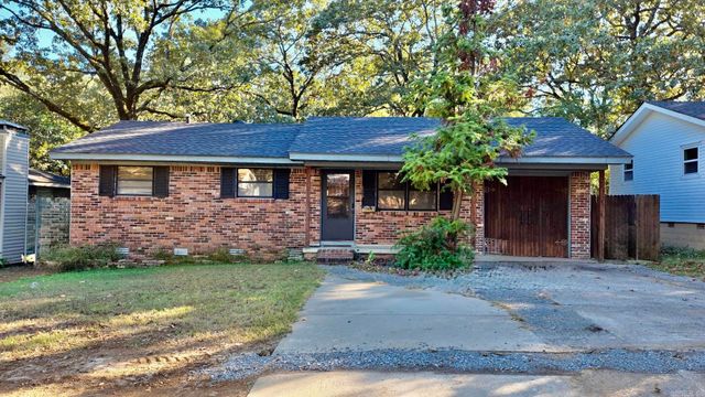 900 W 51st St, North Little Rock, AR 72118